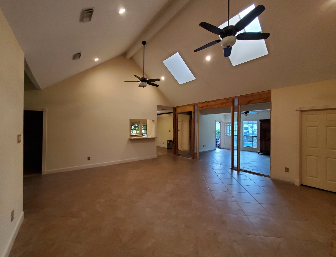 How Load-Bearing Walls Affect Open Concept Designs